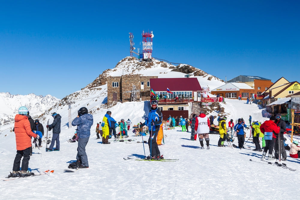 How to Choose the Best Custom Tents for Snowsport Events